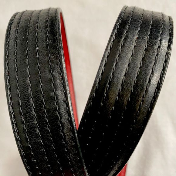 Dockers Belt Medium Black Full Grain Leather Mulit Linear Stitch Detail - Picture 7 of 11